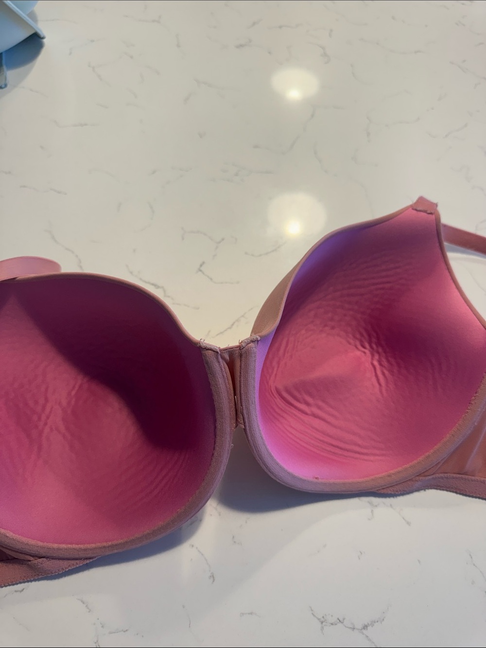 Victoria's Secret Dusty Rose T-Shirt Bra - Picture 3 of 5